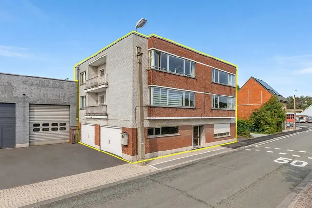 Appartementsgebouw for sale in Wetteren – 1/10
