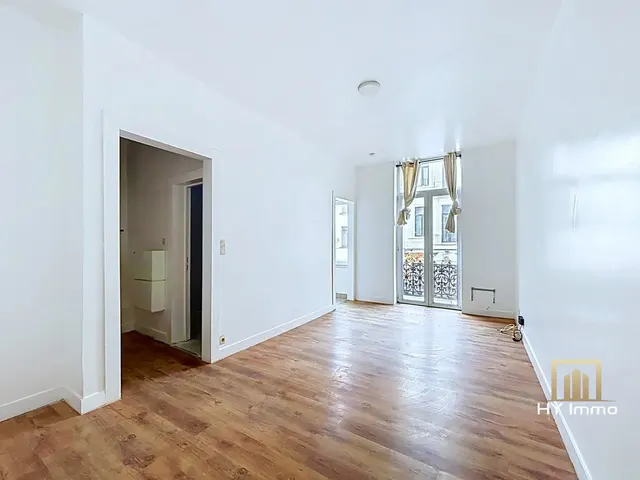 Appartement te huur in Anderlecht – 1/8