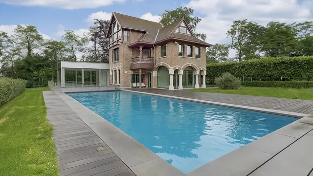 House for sale in Uccle – 1/10