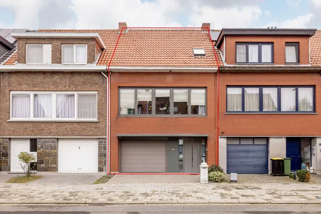 Huis for sale in Antwerpen – 1/10