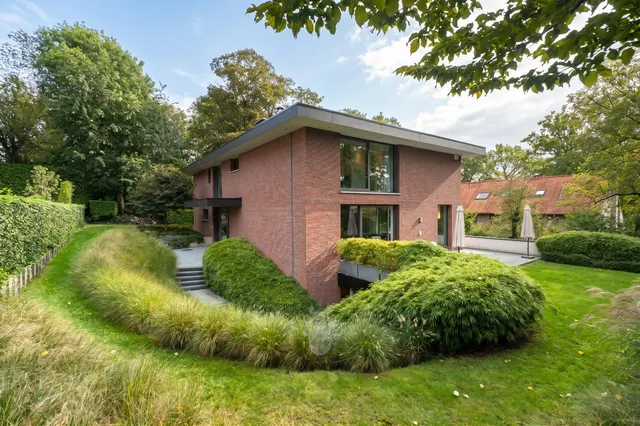 House for sale in Uccle – 1/10