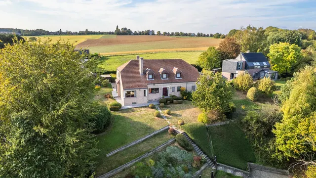Maison à vendre à Braine-l'Alleud – 1/30