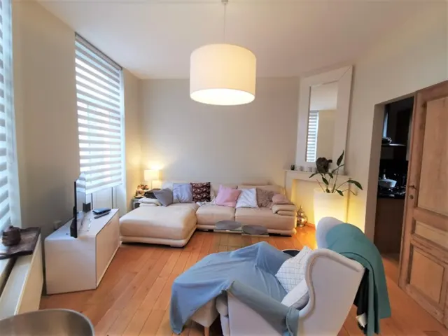 Triplex for rent in Ixelles – 1/9