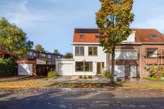 House for sale in Edegem – 1/10