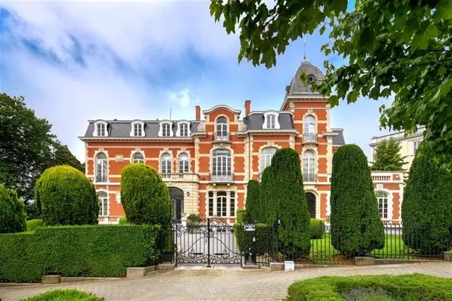 Huis te huur in Woluwe-Saint-Pierre – 1/10