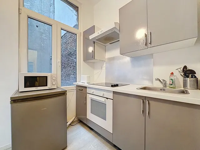 Appartement à louer à Saint-Gilles – 1/3