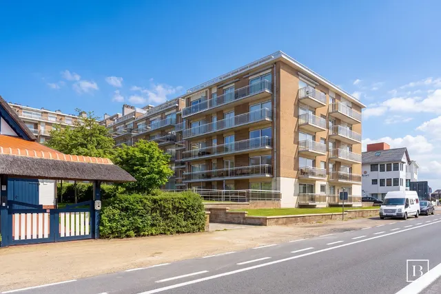 Appartement te koop in De Haan – 1/13