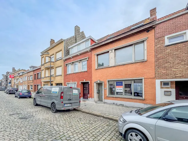 Huis à vendre à Oostende – 1/12