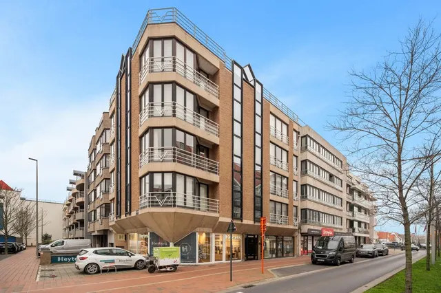 Appartement te koop in Knokke – 1/10