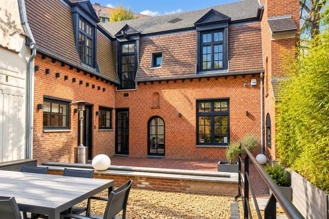Maison à vendre à Ixelles – 1/21