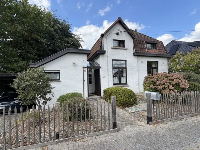 House for sale in Rhode-Saint-Genèse – 1/13