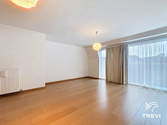 Appartement à louer à Woluwe-Saint-Lambert – 1/8