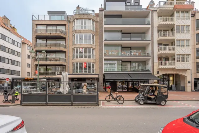 Apartment for sale in Knokke – 1/10