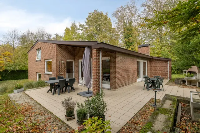 House for sale in Sint-Genesius-Rode – 1/36