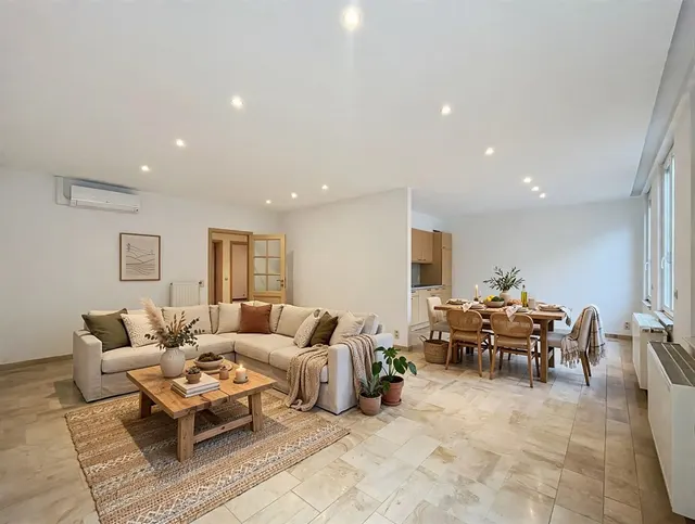 Appartement à vendre à Sint-Niklaas – 1/14