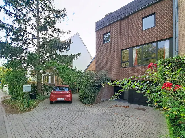 Maison à vendre à Uccle – 1/21