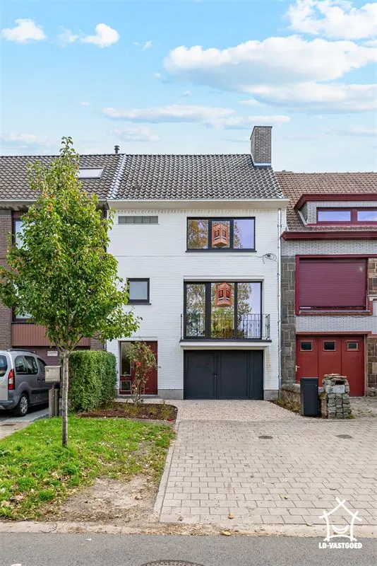 Huis te koop in Oostakker – 1/64