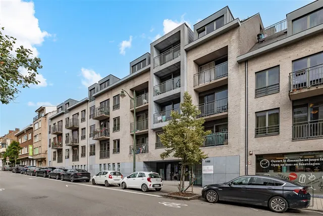 Service flat à vendre à Auderghem – 1/9