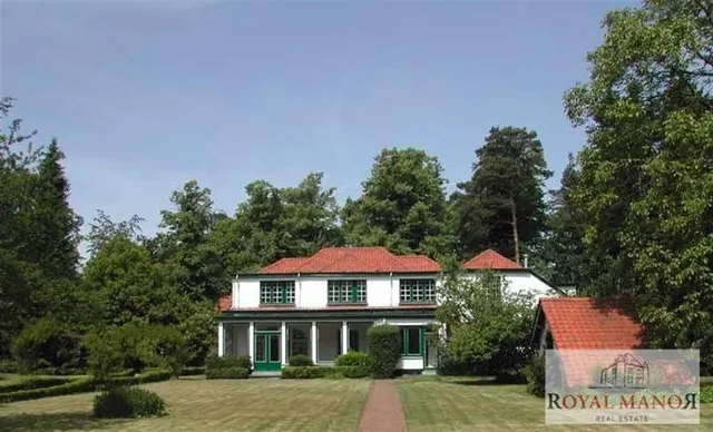 Villa à vendre à Kraainem – 1/10
