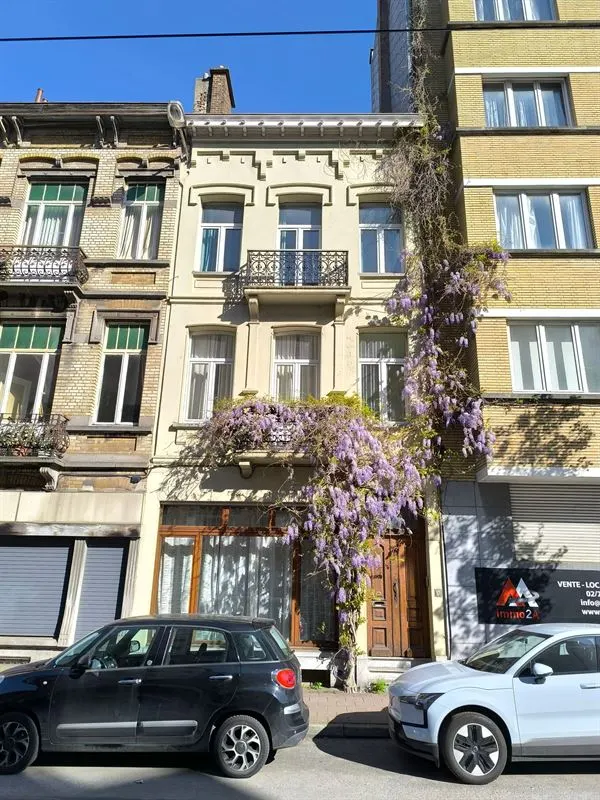 house te koop in Etterbeek – 1/10