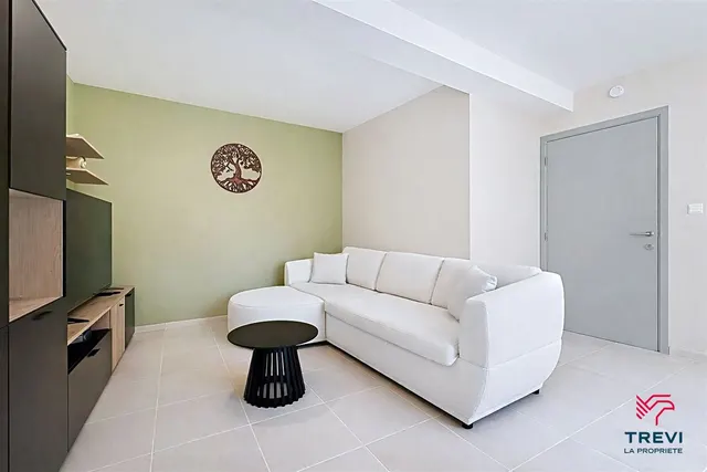 Appartement à vendre à Fontaine-L'Évêque – 1/9