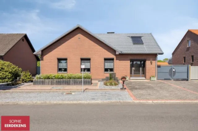 house te koop in Meeuwen-Gruitrode – 1/10