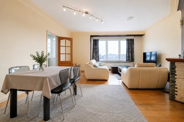 Flat te koop in Marcinelle – 1/7