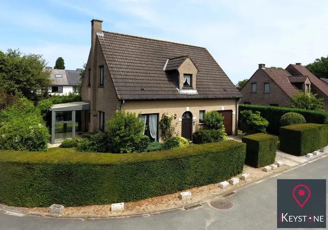Huis te koop in Waterloo – 1/10