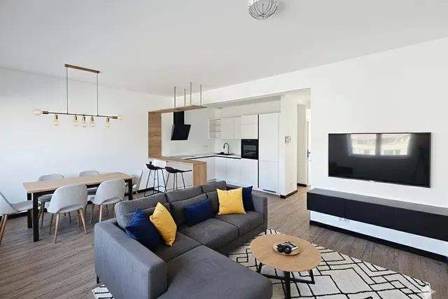 Appartement te koop in Uccle – 1/6