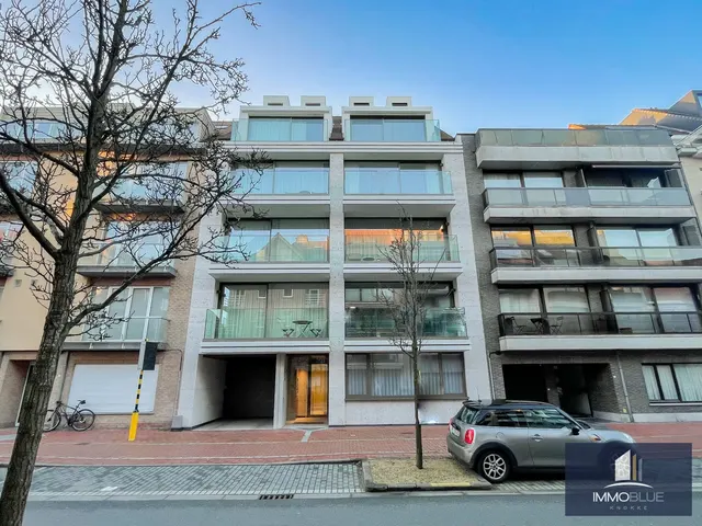 Appartement te koop in Knokke – 1/10