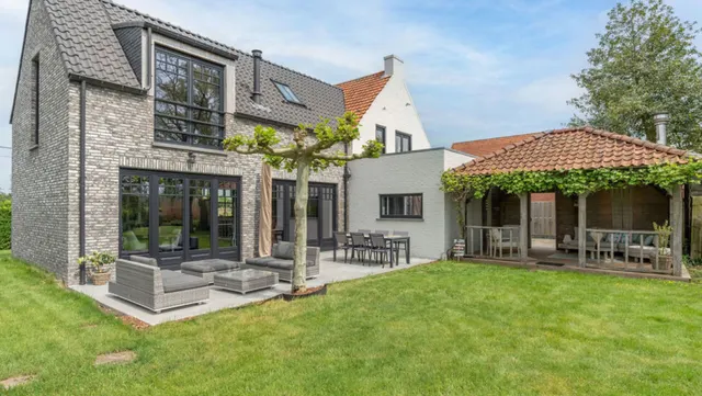 Villa te koop in Poppel – 1/10