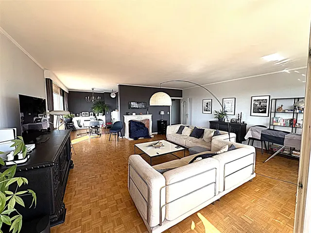 Appartement te koop in Molenbeek-Saint-Jean – 1/10