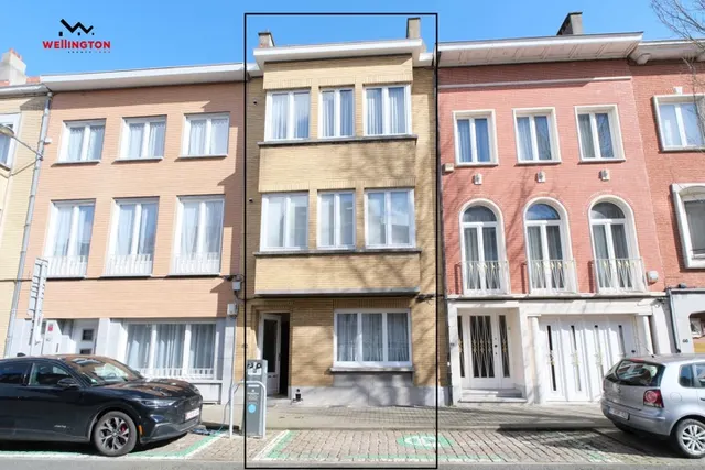 Maison à vendre à Etterbeek – 1/10