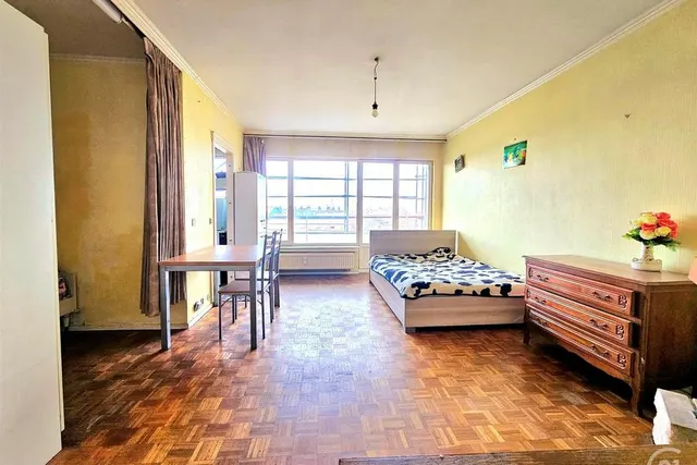 Appartement te koop in Sint-Jans-Molenbeek – 1/10