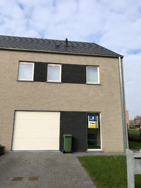 Maison à louer à Oostakker – 1/10