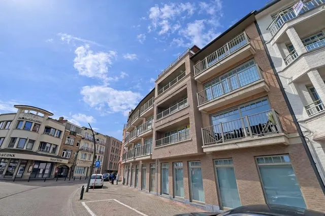 Appartement te koop in De Panne – 1/7