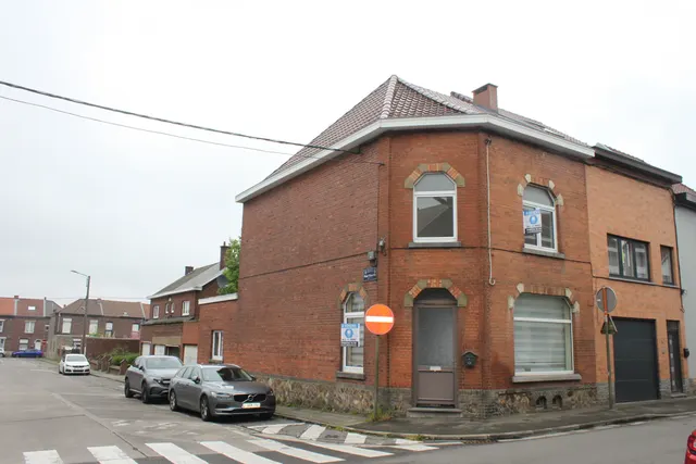Huis te koop in La Louvière Haine-Saint-Paul – 1/9