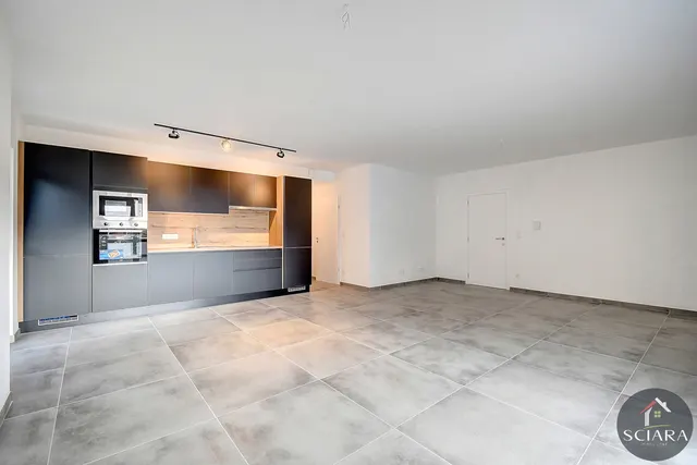 Appartement te koop in Saint-Nicolas – 1/10