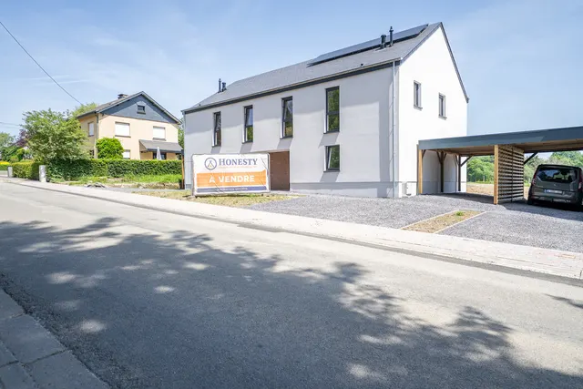 Maison à vendre à Libramont-Chevigny – 1/10