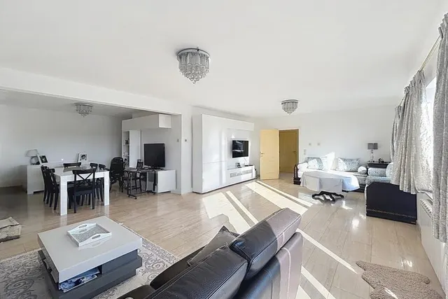 Appartement te koop in Berchem-Sainte-Agathe – 1/4