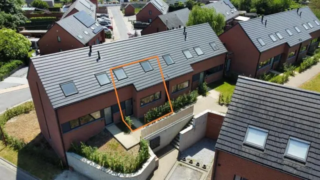 Appartement te koop in Gilly – 1/6