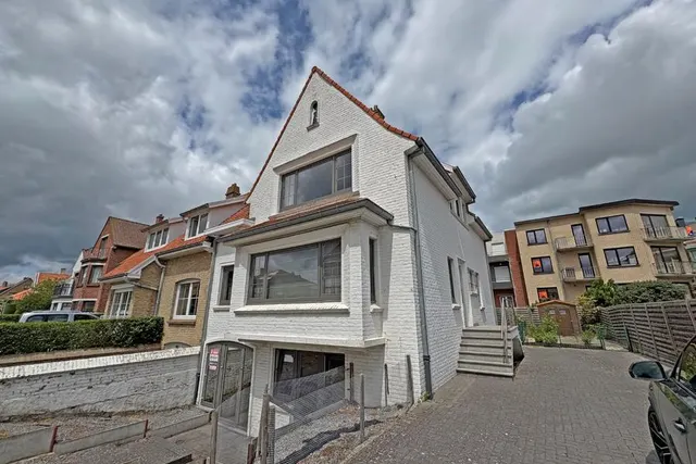 Appartement te koop in Koksijde – 1/9