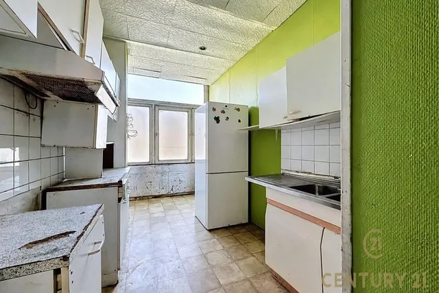 Appartement te koop in Schaerbeek – 1/10