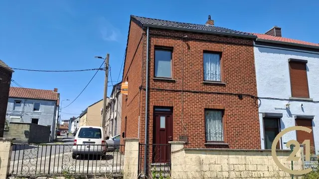 Maison à vendre à Montignies-sur-Sambre – 1/10