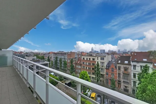 Appartement te koop in Molenbeek-Saint-Jean – 1/9