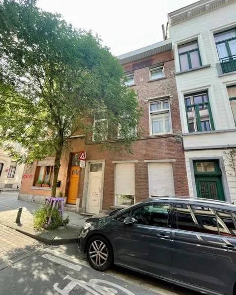 House for sale in Ixelles – 1/10