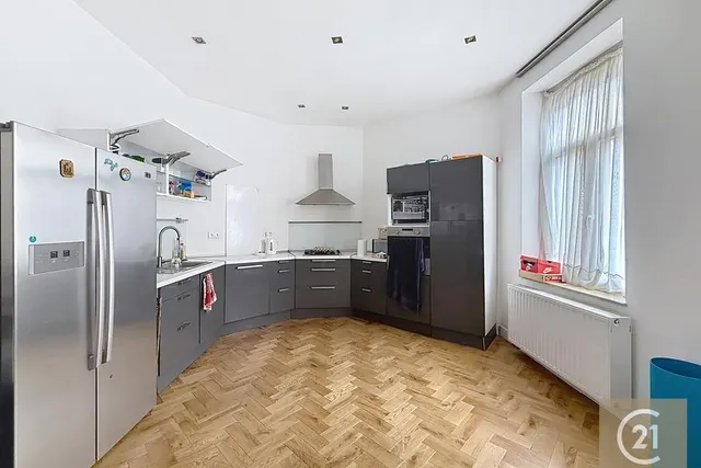 Appartement te koop in Schaerbeek – 1/8