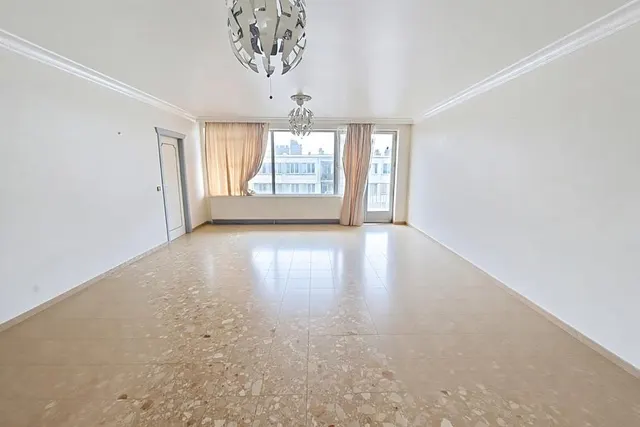 Appartement te koop in Koekelberg – 1/8