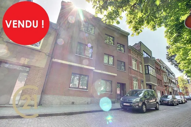 Appartement te koop in Woluwe-Saint-Pierre – 1/7