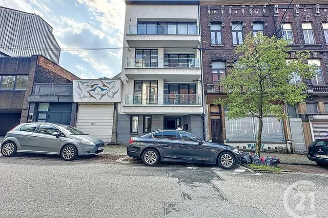 Appartement te koop in Charleroi – 1/10